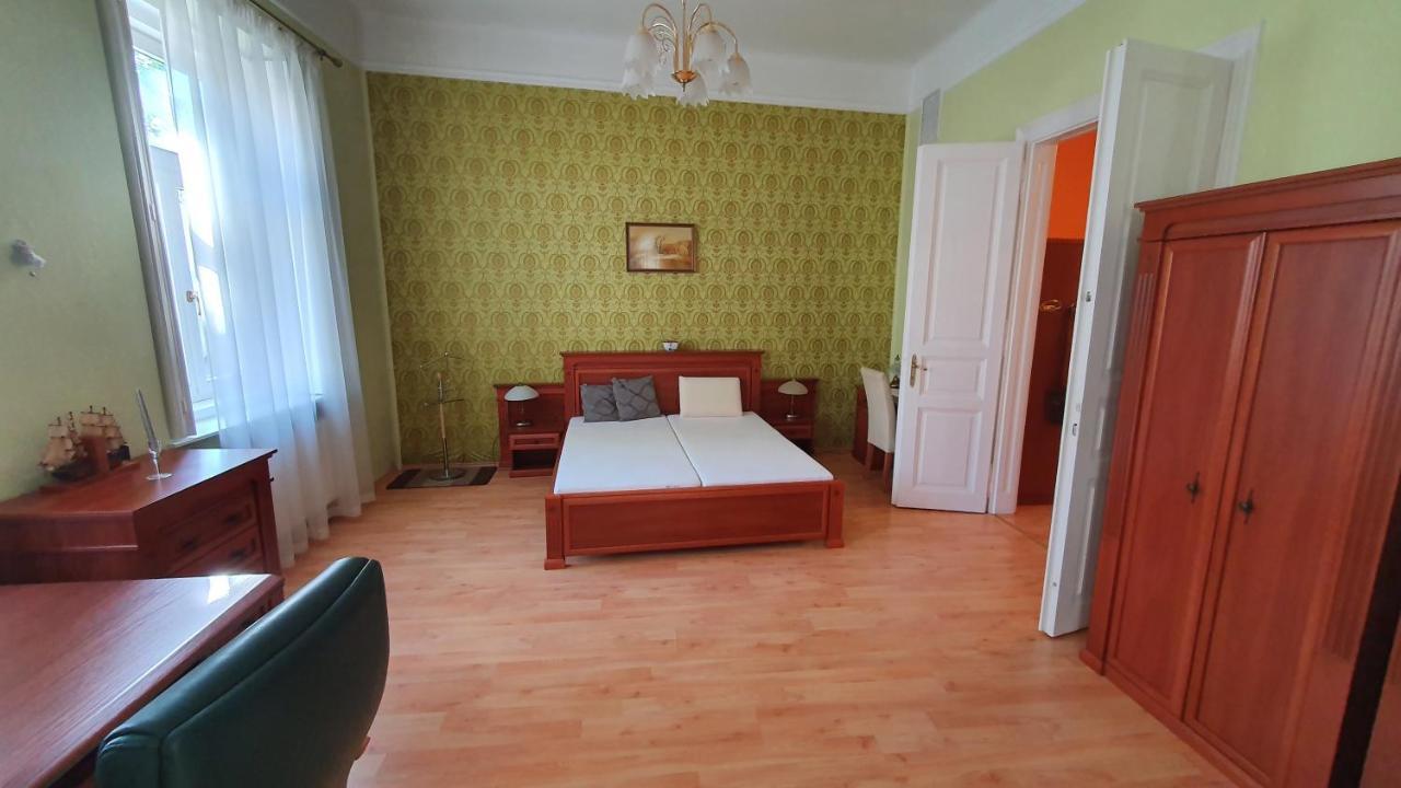 Casa Tajola Apartment Kecskemet Ngoại thất bức ảnh