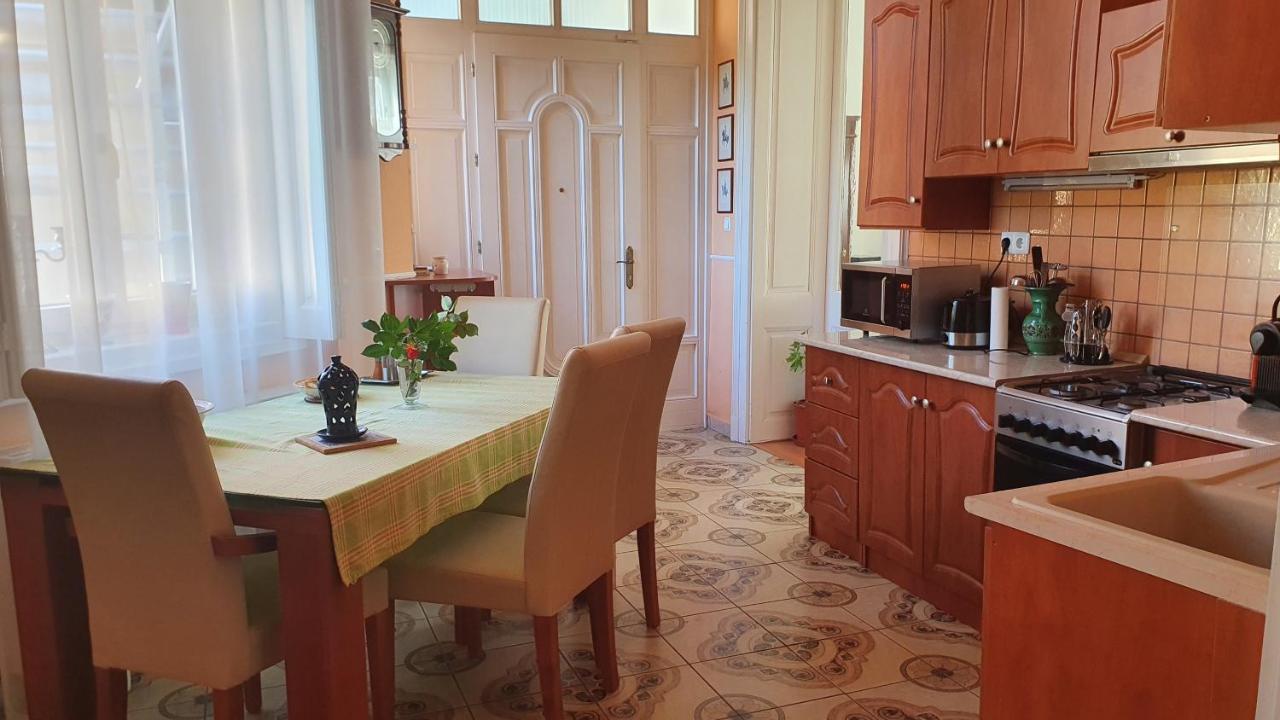 Casa Tajola Apartment Kecskemet Ngoại thất bức ảnh