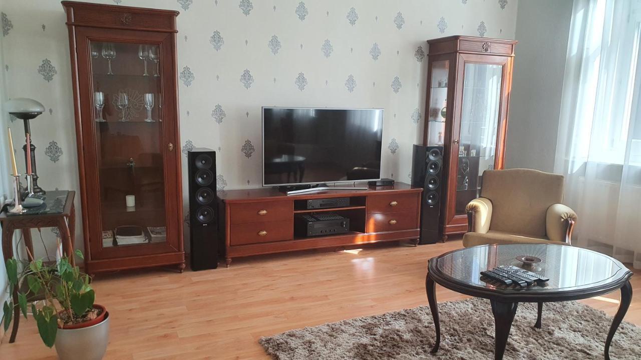 Casa Tajola Apartment Kecskemet Ngoại thất bức ảnh